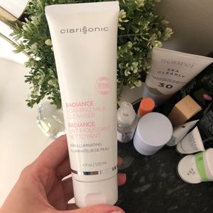 Clarisonic Gentle Radiance Foaming Milk Cleanser